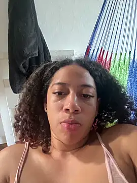 Snapshot of Miley_and_Vash chatting on 26, 12, 2024 Miley and Vash online show from 26, 12, 2024