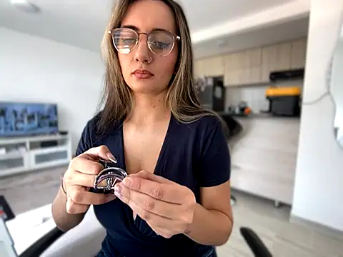 Anny Moore09 online show from 17, 9, 2025