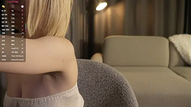 StasyGriffin online show from 9, 11, 2025