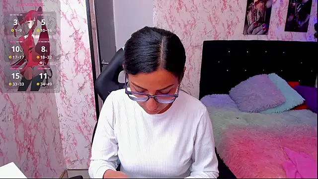 Snapshot of alma_blue chatting on 1, 2, 2025 alma blue online show from 1, 2, 2025