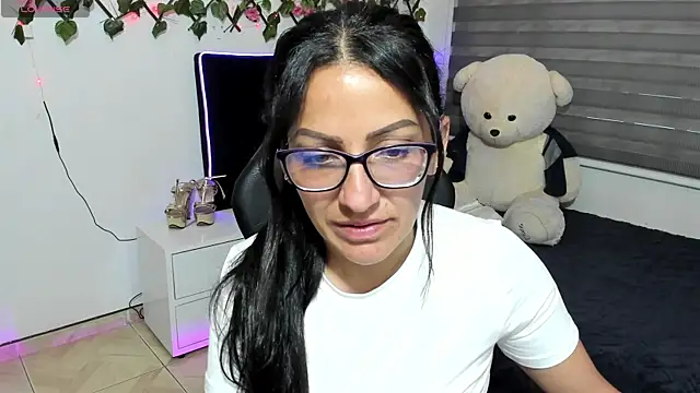 Snapshot of alma_blue chatting on 9, 1, 2026 alma blue online show from 9, 1, 2026