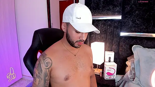 ItsMeEros online show from 8, 3, 2025