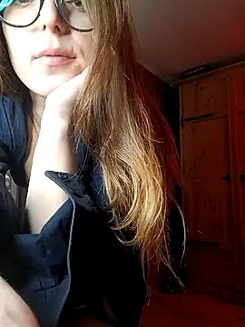 dolcehelena993 online show from 19, 1, 2025