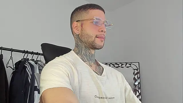  jamesleandros1 online show from 20, 10, 2025