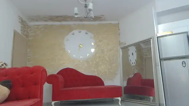 AnnaBellaLuckyXOXO online show from 13, 2, 2025