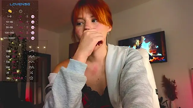 Juliette Sunshine online show from 3, 2, 2025