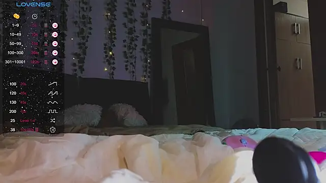 Juliette Sunshine online show from 21, 3, 2025