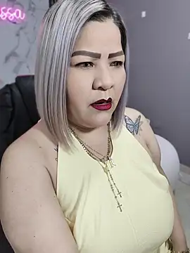Dalessa Bigtits online show from 29, 6, 2026