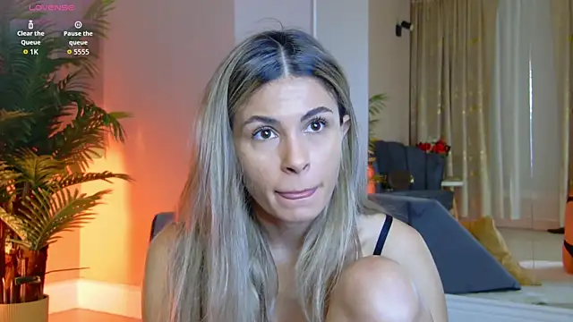 Avril Cyrus online show from 20, 12, 2025