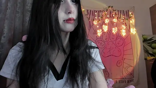 Snapshot of Holy420lolii chatting on 12, 3, 2025 Holy420lolii online show from 12, 3, 2025