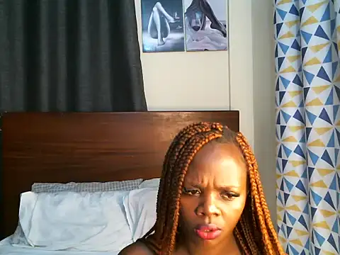 Snapshot of pay_tience chatting on 25, 6, 2026 pay tience online show from 25, 6, 2026
