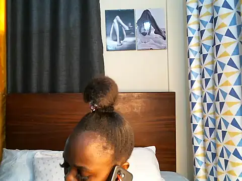 Snapshot of pay_tience chatting on 26, 6, 2026 pay tience online show from 26, 6, 2026