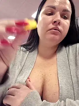 GeorgiaLerox online show from 21, 12, 2025