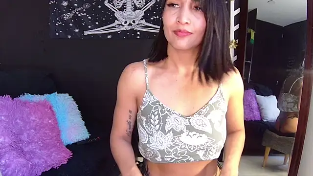 EvangelineCors online show from 8, 2, 2025