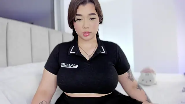 Foxxy222  online show from 27, 12, 2024