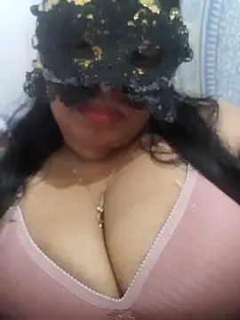 Snapshot of chubby_wife chatting on 28, 7, 2026 chubby wife online show from 28, 7, 2026