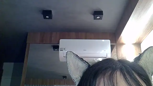 Skinny-Kitten online show from 20, 4, 2026