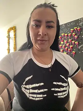 Abril Luv online show from 15, 9, 2025