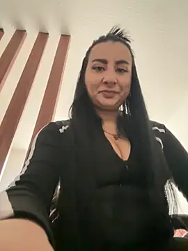 Abril Luv online show from 19, 11, 2025