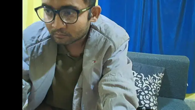 Cute boy2000 online show from 9, 1, 2026