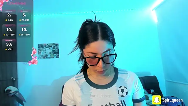 Spit queen online show from 28, 4, 2026