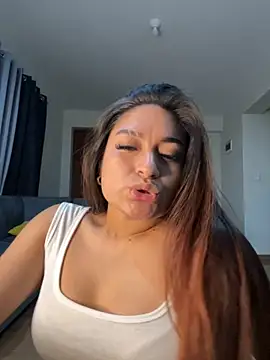 LuceroRm online show from 12, 9, 2025