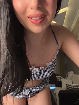 Snapshot of Tasty_Nora chatting on 5, 5, 2026 Tasty Nora online show from 5, 5, 2026