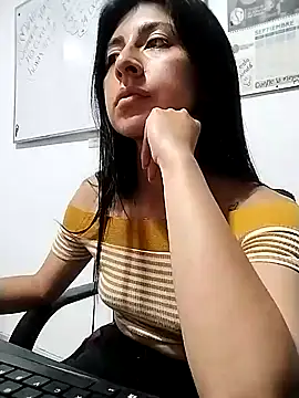 EmmaWilliamss online show from 3, 12, 2024