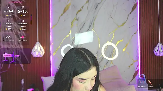 haylie  online show from 8, 2, 2025