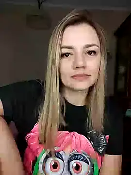 KrissSexi online show from 8, 3, 2025