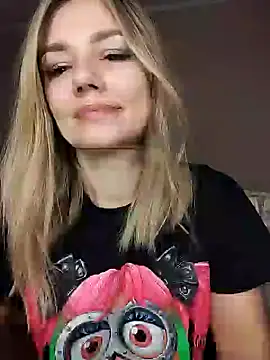 KrissSexi online show from 18, 3, 2025