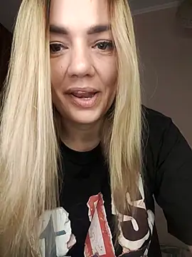 KrissSexi online show from 9, 9, 2025