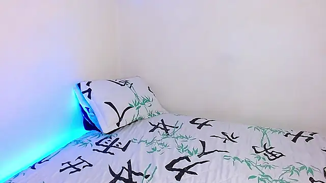 Snapshot of Mehottie29 chatting on 4, 10, 2025 Mehottie29 online show from 4, 10, 2025