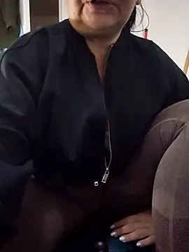 Snapshot of Fleursdes___iles-----29-- chatting on 11, 1, 2026 Fleursdes iles-----29-- online show from 11, 1, 2026