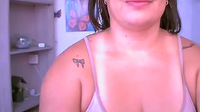 Snapshot of ChiaraFioree chatting on 9, 5, 2026 ChiaraFioree online show from 9, 5, 2026