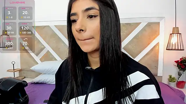 ZiaCalifa online show from 29, 7, 2026