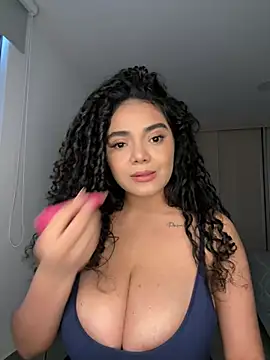 Mariecurl online show from 19, 7, 2026