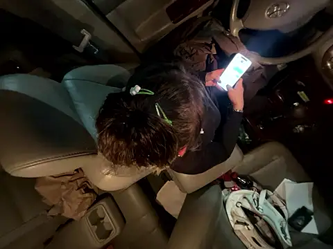 Snapshot of SummerBlueMoon chatting on 5, 3, 2026 SummerBlueMoon online show from 5, 3, 2026