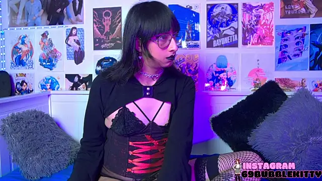 snowblack  online show from 5, 3, 2025