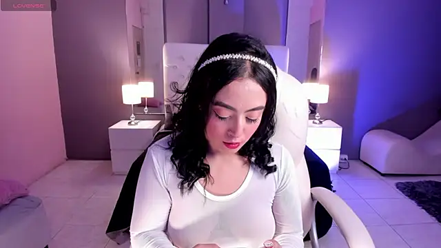 Snapshot of kim_thompson_1 chatting on 10, 1, 2025 kim thompson 1 online show from 10, 1, 2025