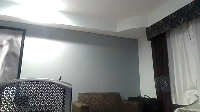 SlimBeenBadd1981 online show from 17, 5, 2026