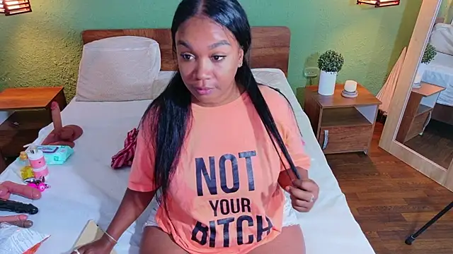 dannaahbrown online show from 28, 6, 2026