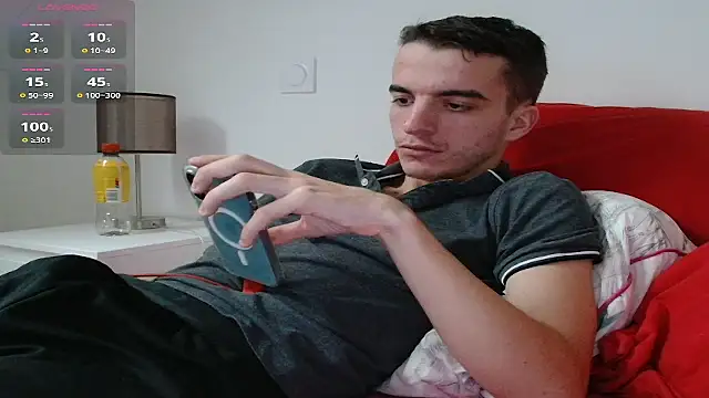 Tombgy07 online show from 7, 11, 2025