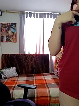 Snapshot of persefone_core chatting on 5, 10, 2025 persefone core online show from 5, 10, 2025