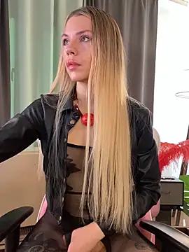 KittyKatyDream online show from 26, 4, 2026