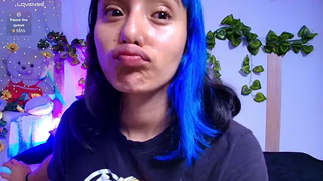 tati cardenas online show from 23, 12, 2025