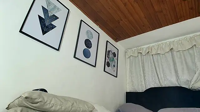 sam her online show from 22, 10, 2025