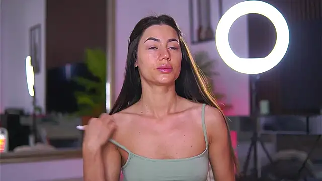 Abbela White online show from 27, 4, 2026