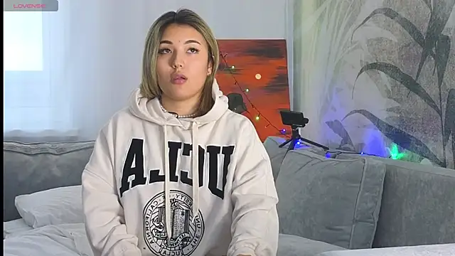 Snapshot of lily__foster chatting on 25, 12, 2024 lily foster online show from 25, 12, 2024