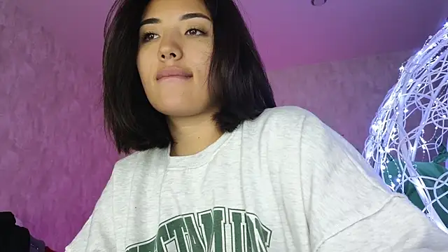 Snapshot of lily__foster chatting on 21, 12, 2025 lily foster online show from 21, 12, 2025